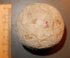 Hammerstone in flint