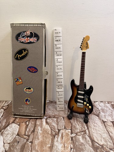 Fender precision bass - fender,