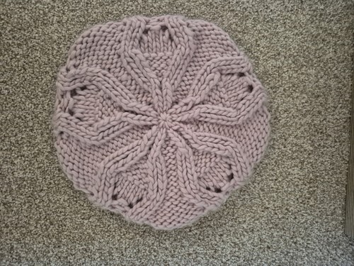 Miso pale pink knitted beret - pink,