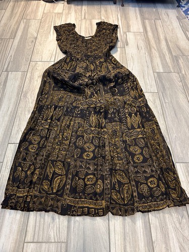 Vintage boho black gold maxi - black,