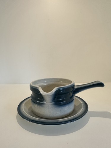 Wedgwood blue pacific gravy - blue,