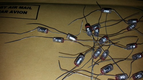 16x nos unitra - 220pf, 0.22nf