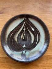 Vintage BRIGLIN Pottery Shallow Bowl/Dish with brown leaf pattern