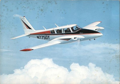Aircraft piper twin - piper, comanche