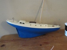 Vintage Penguin Pond Yacht  14 inches long