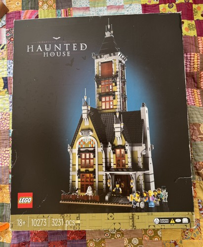 Lego haunted house 10273 - lego,