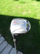 LEFTHANDED TAYLOR MADE R5 DUAL TITANIUM LOFT 10.5* GRAPHITE REGULAR  FLEX 45.5"
