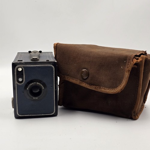 Vintage portrait brownie 2 - portrait,