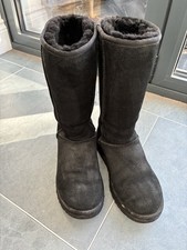 Ugg Australia Classic Tall Ladies sheepskin Boots Suede Black UK 5.5