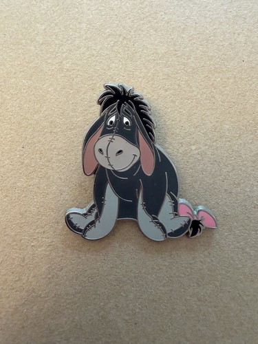 Disney eeyore pin badge 2007 - pin,