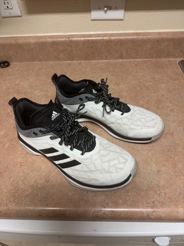 Adidas speed trainer size - 4,