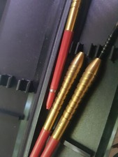 Gold Dennis Priestley 3 Darts With One Faulty Cracked At The Point