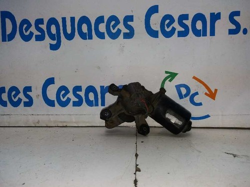 Front windshield wiper motor - front,