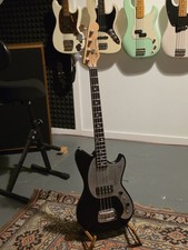G&L  Fallout short scale bass