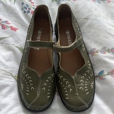 Pavers Womens Mary Jane Shoes