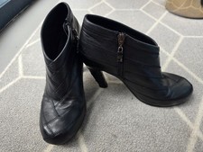 United Nude black leather shoe
