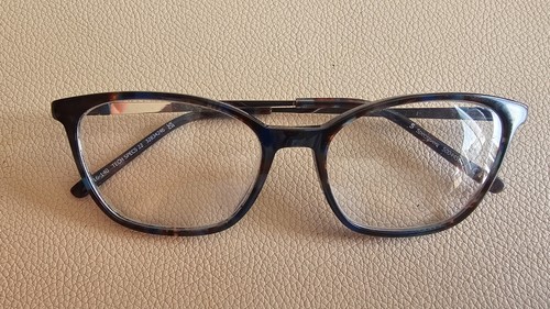 Specsavers glasses frames