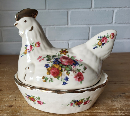 Small retro country kitchen - small,