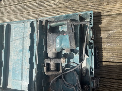 Makita hm1101c 240v breaker - makita,