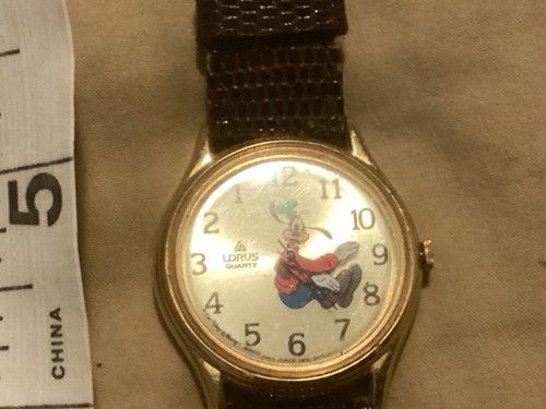 Lorus quartz goofy backwards - lorus,