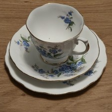 ROYAL ALBERT 'FORGET-ME-NOT'