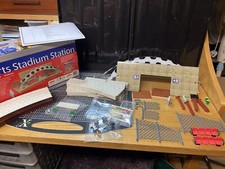 USED BACHMANN UE309 UNDERGROUND ERNIE SPORTS STADIUM STATION SET BOXED