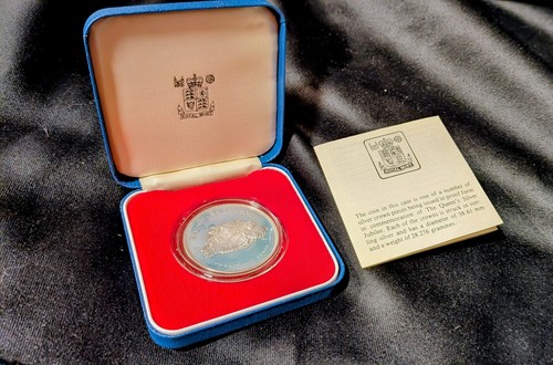 Guernsey 1977 queen elizabeth - guernsey,