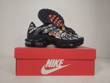 Nike Air Max Plus Black Safety Orange Sanddrift New US 11 EUR 45 Box FV6913-001