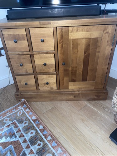 Laura ashley garrat media unit - media,