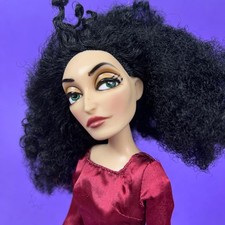 Rare Disney Store Villains Tangled Rapunzel Mother Gothel Dressed Fashion Doll