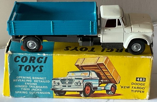 Corgi toys 483 dodge kew - 483,