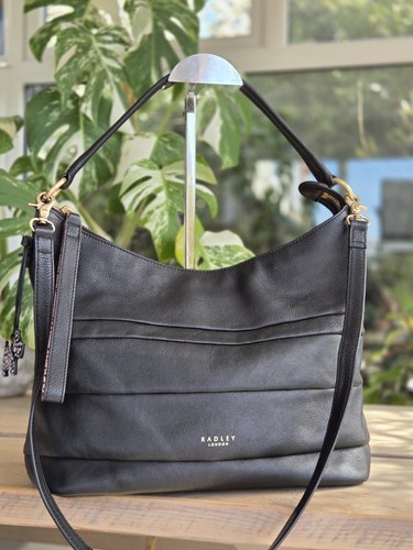 Radley black leather hobo - black,