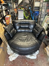 DFS Large Swivel Round Cuddle