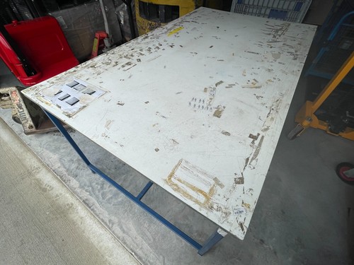 Large packing cutting layout - /,