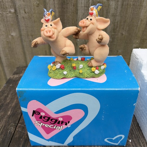 Vintage piggin hand - in,