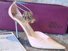 JUST THE RIGHT SHOE CHAMPAGNE, BOX & CERTIFICATE 