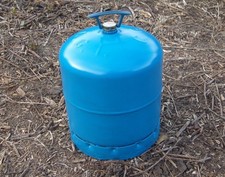 Campingaz 907 Camping Gas Bottle FULL 2.75 kg Butane Cylinder with New Cap