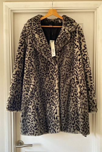 Roman leopard print - roman, fur