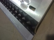 LAND ROVER DEFENDER BLACK