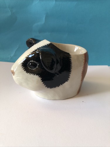 Guinea pig face eggcup - face,