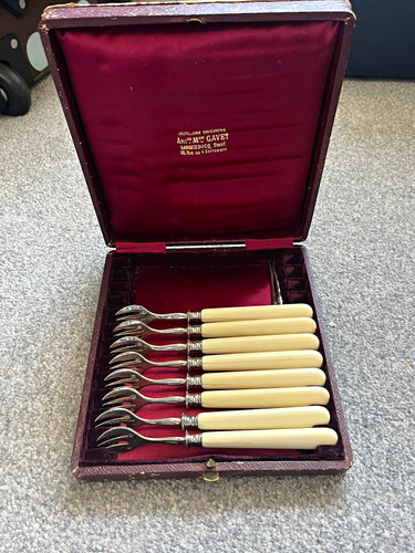 Vintage boxed set eight - vintage, of