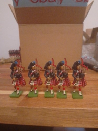 Scottish pipers britain - scottish, britain's