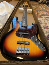 Antiquity Fender Squier stile