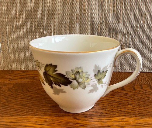 Royal doulton larchmont tea - doulton,
