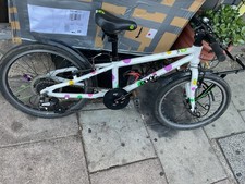 Frog 52 Hybrid Kids Bike, 20-inch wheel Age 5-7 Yrs  Inside Leg 50cm-65cm.