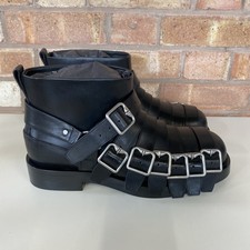 Burberry Roper Buckled Leather