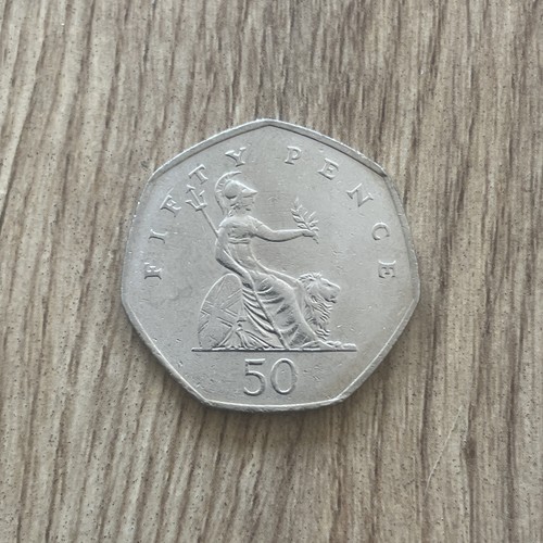 Rare 50p coin 1997 - uk,