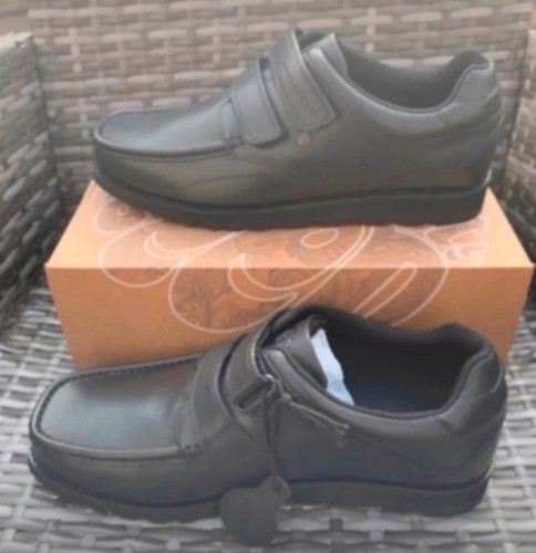 New boxed 99 - new, black