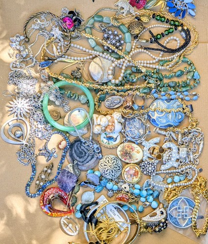 Unisex vintage jewelry - vintage,
