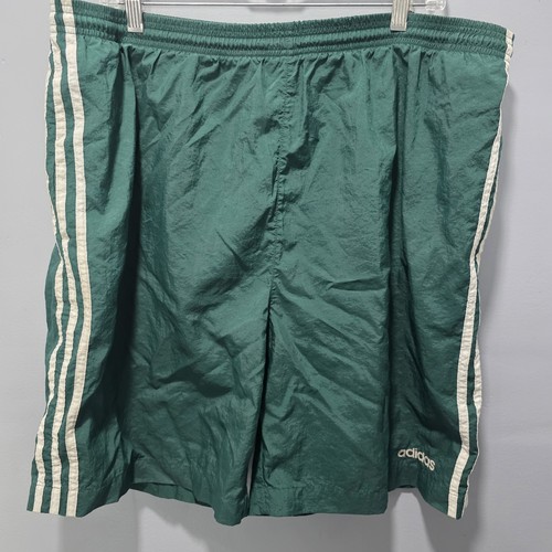 Vtg adidas shorts size - vtg,
